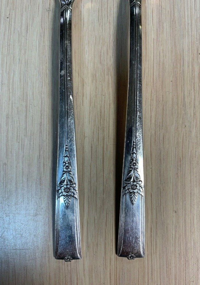 2 King Arthur Silverplate Grille Forks Wm A Rogers Oneida Ltd