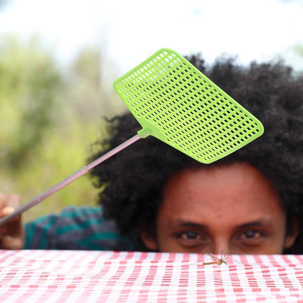 Extendable Camping Fly Swatter - Compact & Portable