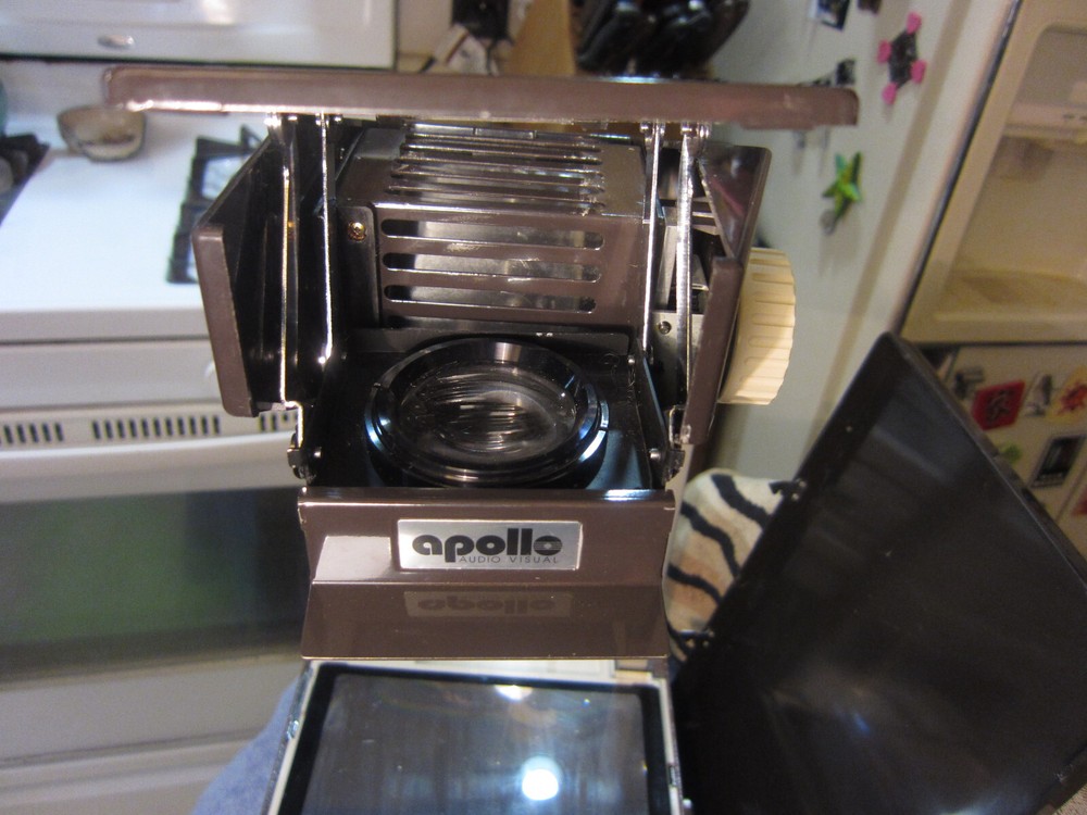 Apollo Horizon Portable Overhead Projector Needs TLC