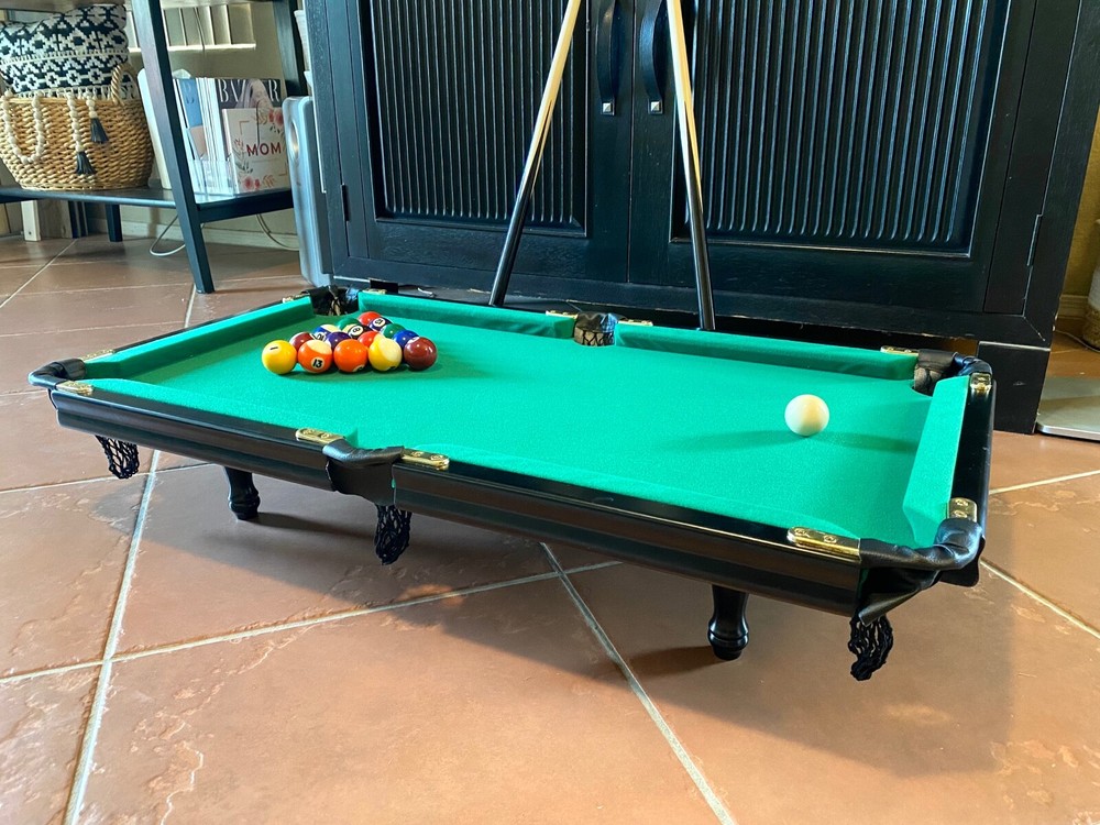 Tabletop Mini Pool Table / Billiards Set, Kid's Games Tabletop