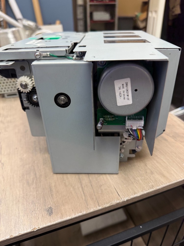 NCR 009-002973 BILL VALIDATOR UNTESTED READ