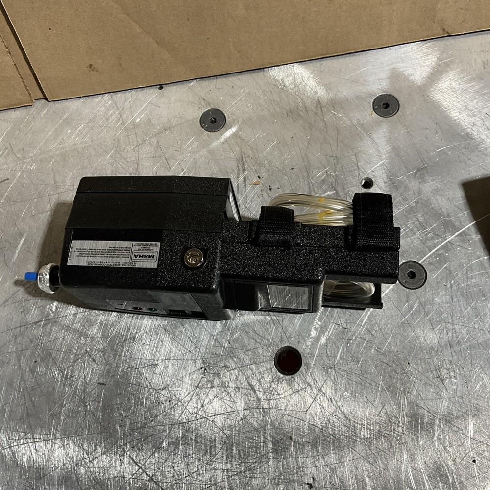 INDUSTRIAL SCIENTIFIC / SAMPLING PUMP / SP402 pn 1810-2156 NOS
