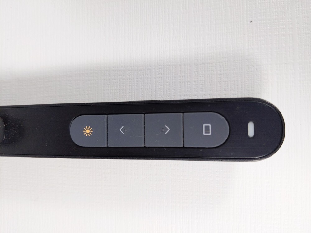 Zoweetek Presenter ZW P02 Remote Pointer Wireless Rechargeable