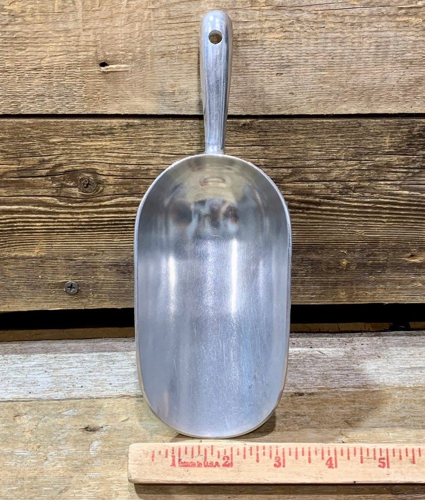 Cast Aluminum Scoop, Rust-Resistant