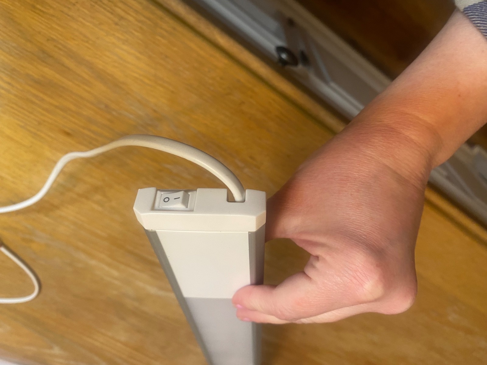 2' Under Cabinet LED Hardwired Light Bar 3000K 100,000 Hours Lifetime