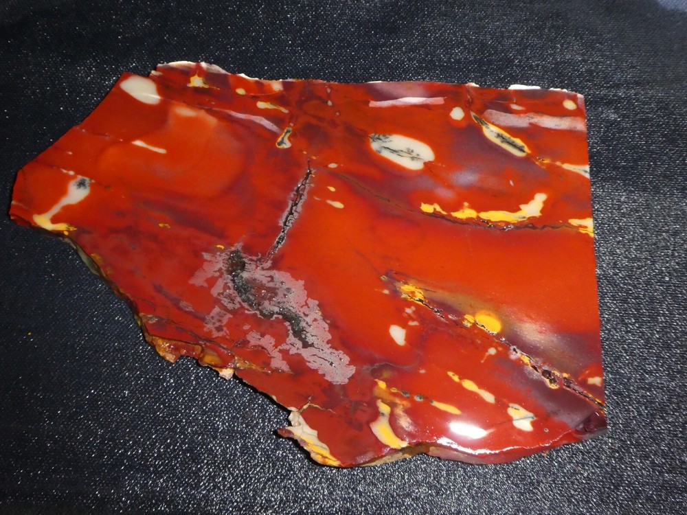 MOOKAITE JASPER--7 1/4" x 4 3/4  "  rough, cabbing - display , science