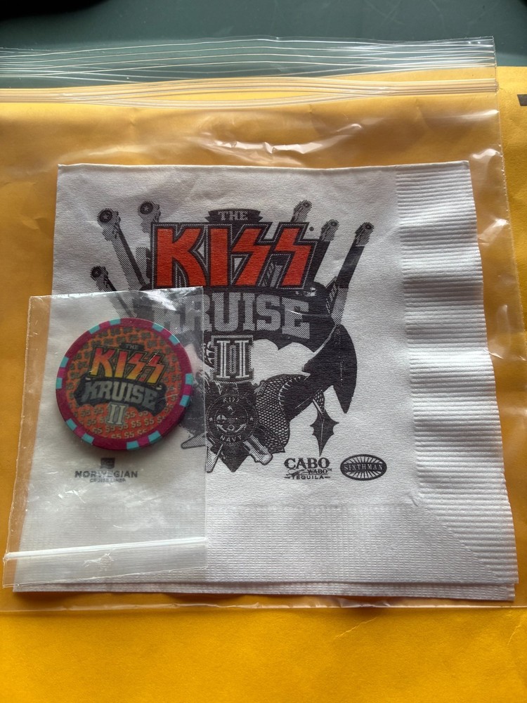 Kiss Kruise II, 5$ poker chip + bonus cocktail napkins, free ship to CAN & US