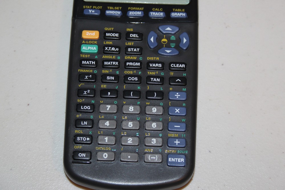 Texas Instruments TI-83 Plus Graphing Calculator with cover, TESTED & WORKING