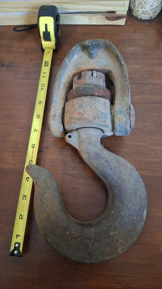 CROSBY HOIST HOOK WITH SWIVEL