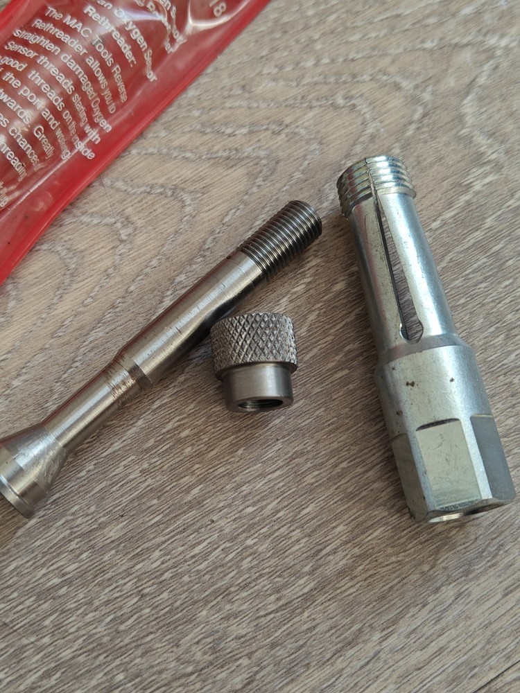 Mac Tools USA 18mm Oxygen Sensor Spark Plug Rethreader SPKTHR18