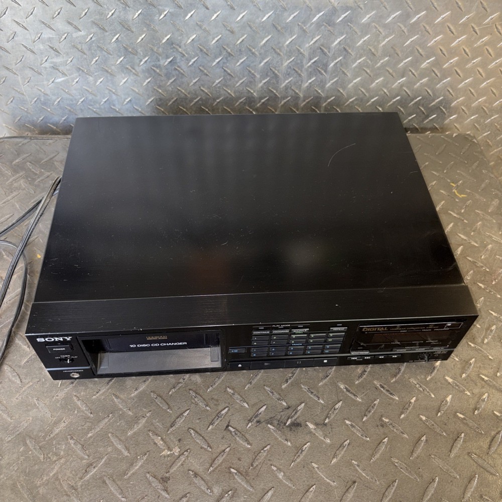 Sony CDP-C10 10 Disc CD Changer Player - DOESN'T EJECT