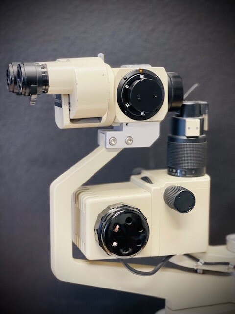 Woodlyn Slit Lamp-Good Condition!