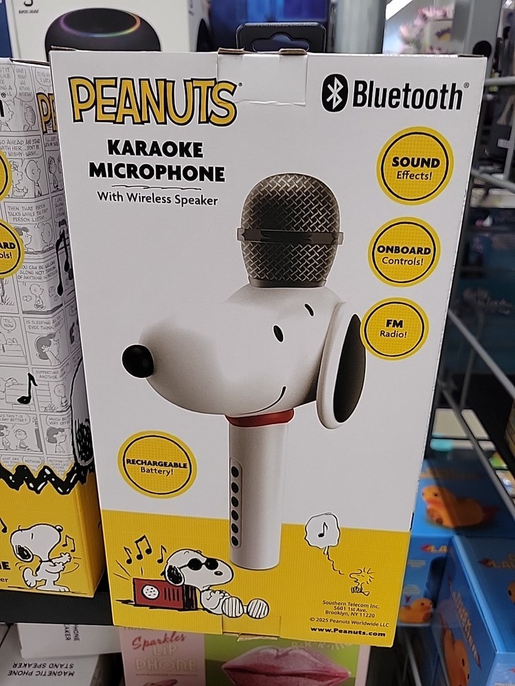 Peanuts Snoopy Bluetooth Karaoke Microphone
