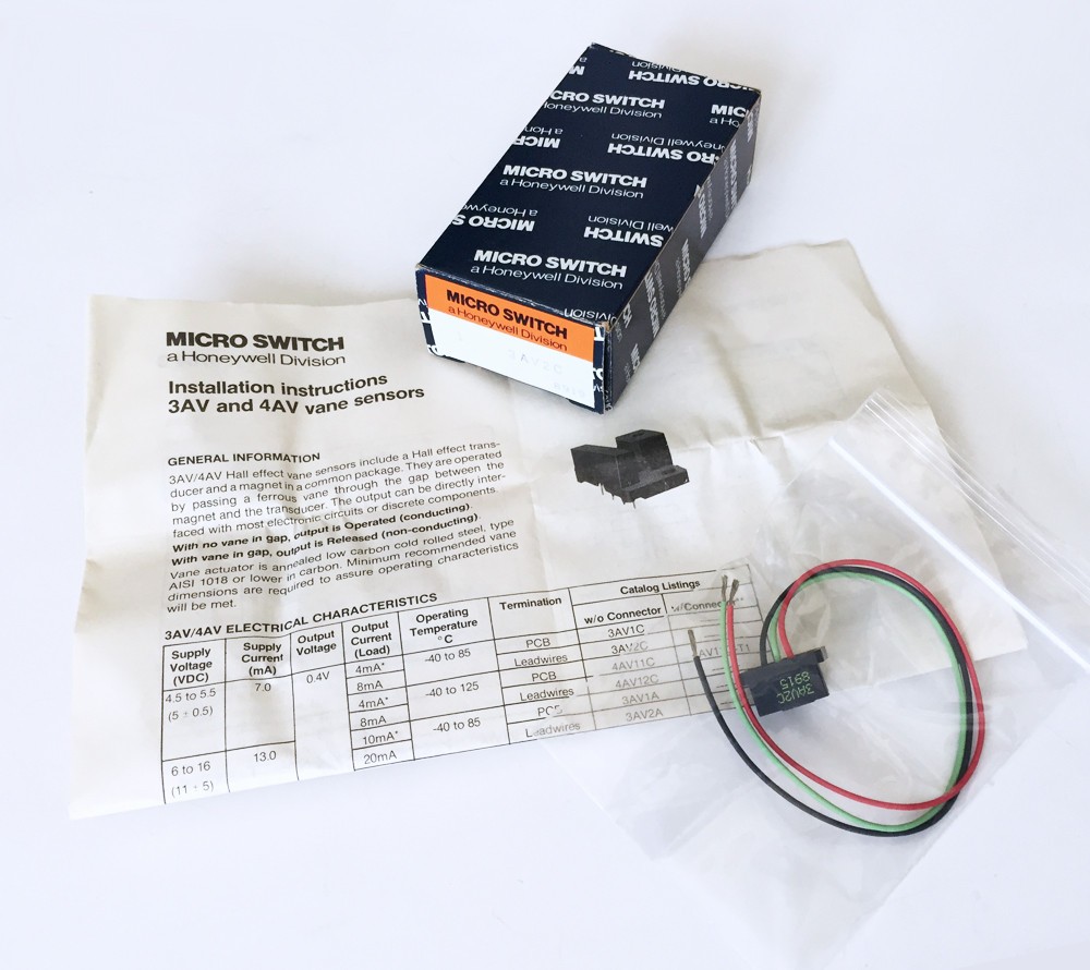 NEW * Honeywell 8915 Micro Switch 3AV2C Hall Effect Vane Actuator Sensor