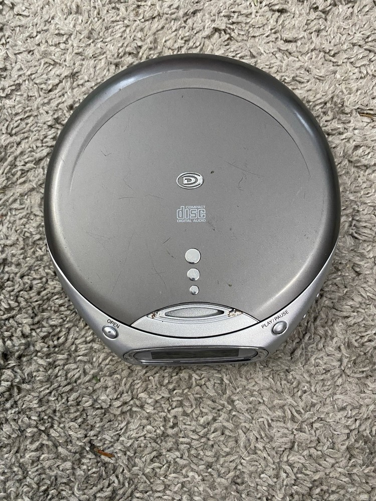 Durabrand CD-855 Compact Disc Player Blue  untested not sure if it works