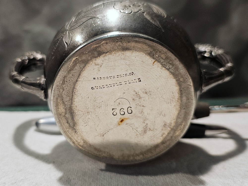 Vintage Barbour Silver Quadruple Plate Floral Pattern Vase Urn #992