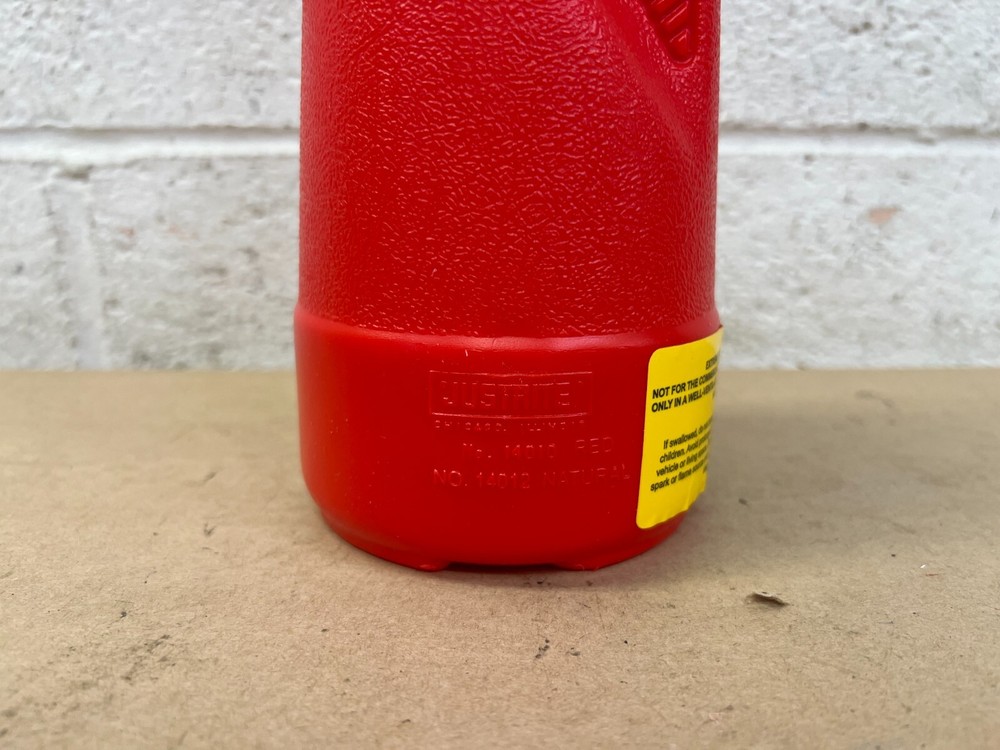 JUSTRITE 14010 1 Quart Dispensing Bottle, Red
