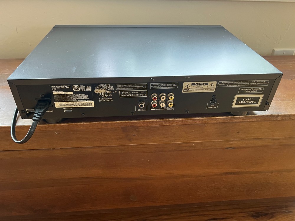 Philips DVD 701 CD/DVD Player