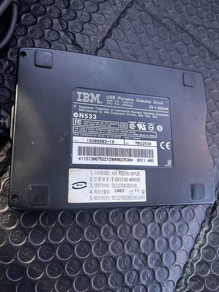 IBM USB Portable Diskette Drive Floppy Disk 3.5”