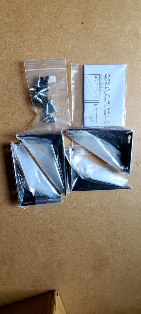 Modesty Panel Mount Kit - Black, ACC-MODMNTKIT-B