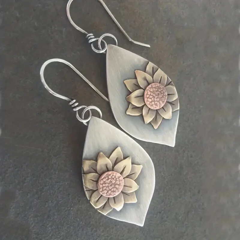 Leaf Shape Exquisite Sunflower Pattern Dangle Earrings Bohemian Ethnic Style