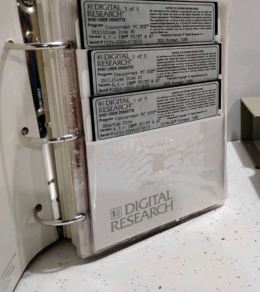 Digital Research Concurrent PC-DOS 4.1 System Builders Guide-85' Binder & Disks