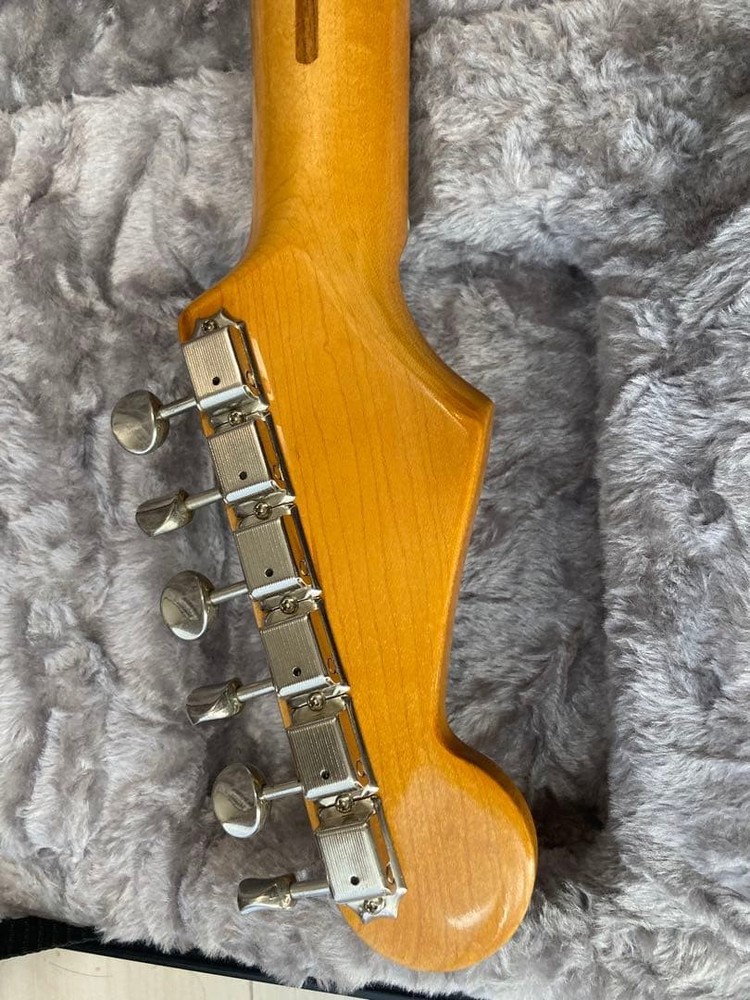 Fender Japan ST54-DMC Neck Lacquer Body Poly