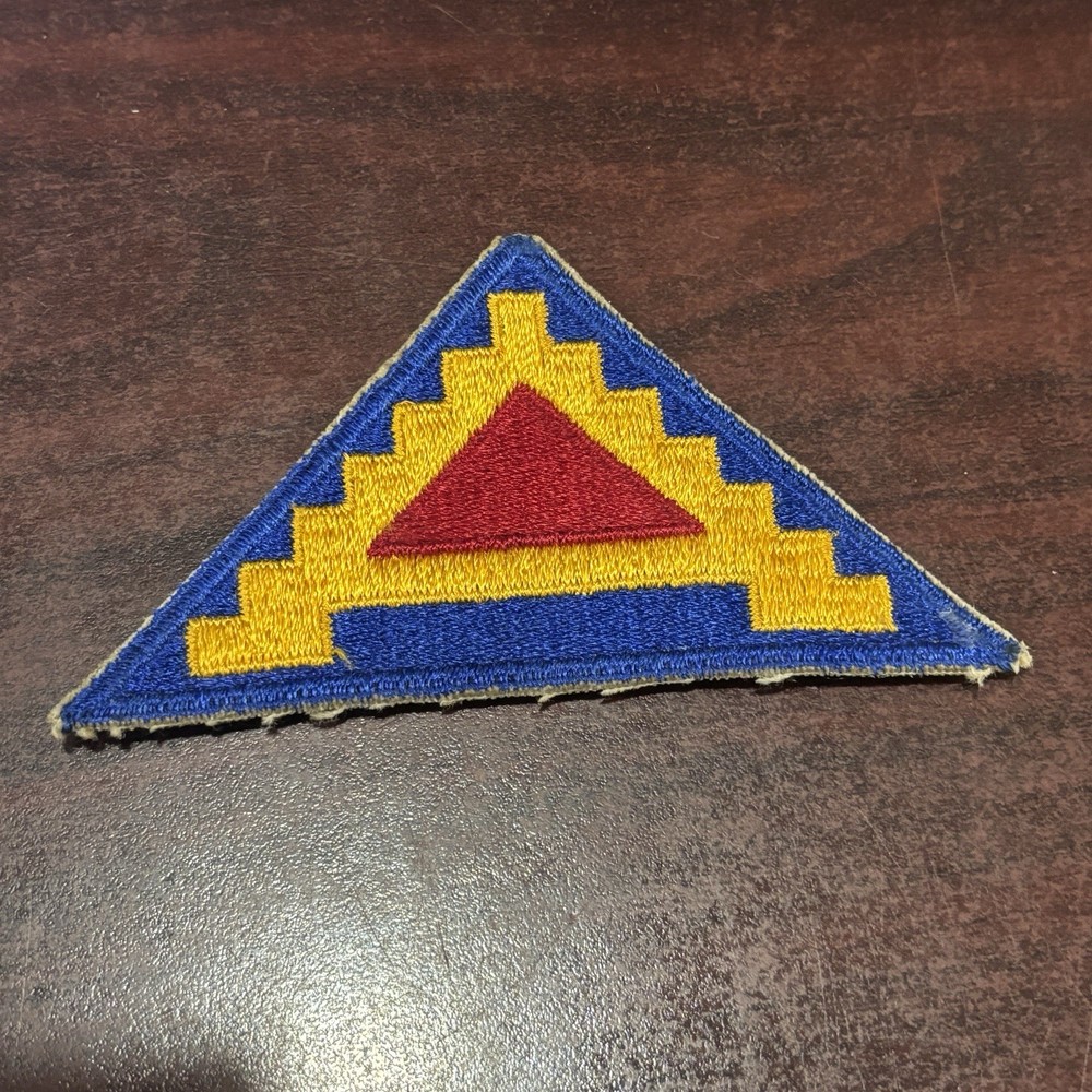 ORIGINAL WWII US 7TH ARMY JACKET SLEEVE INSIGNIA PATCH