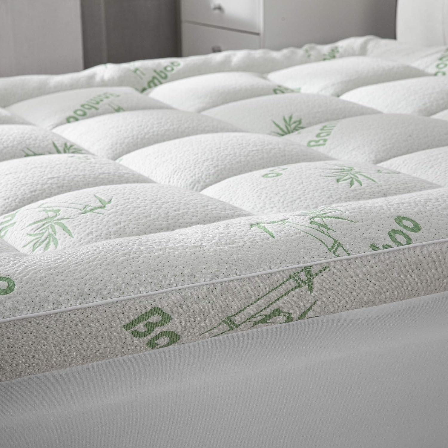 Cooling Bamboo Mattress Topper for Back Pain Relief,8-20"Deep Pocket for Bedroom