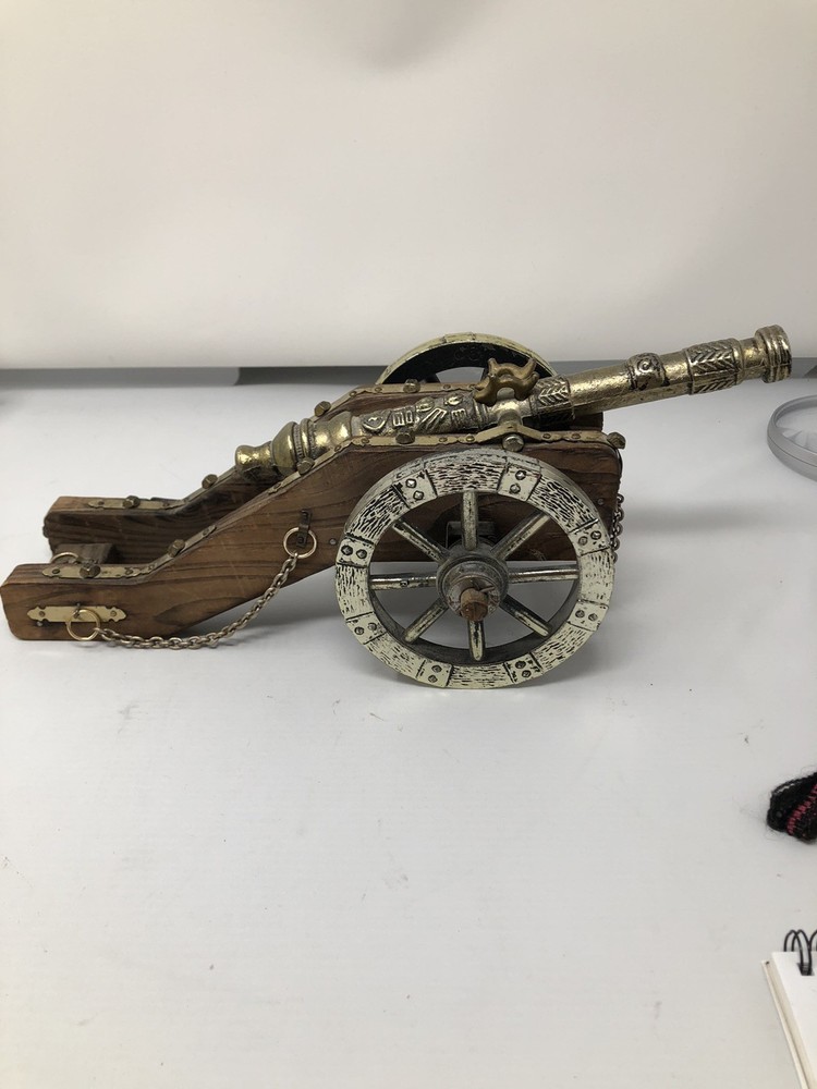 Cannon Replica