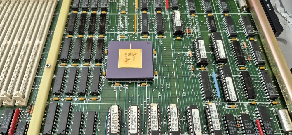 SGI Silicon Graphics IRIS 4D 030-0117-001 MC2 Memory Board ,LAST ONE , UNTESTED