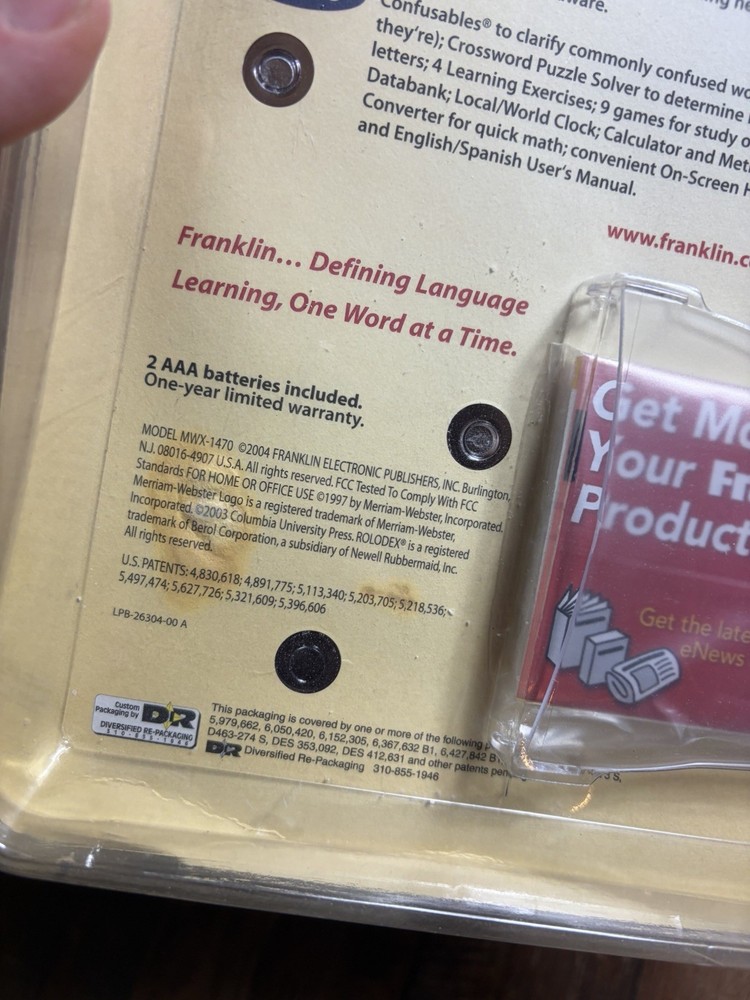 SEALED Franklin Dictionary & Thesaurus with Comprehensive Reference Set