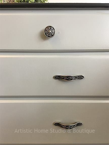 3" Leaf & Vine Pull Brushed Satin Pewter & Black