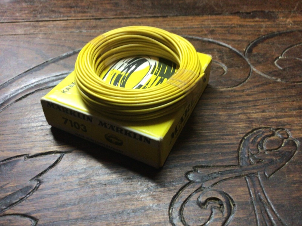 MARKLIN HO. REF 7103-YELLOW CABLE IN BOX NEW