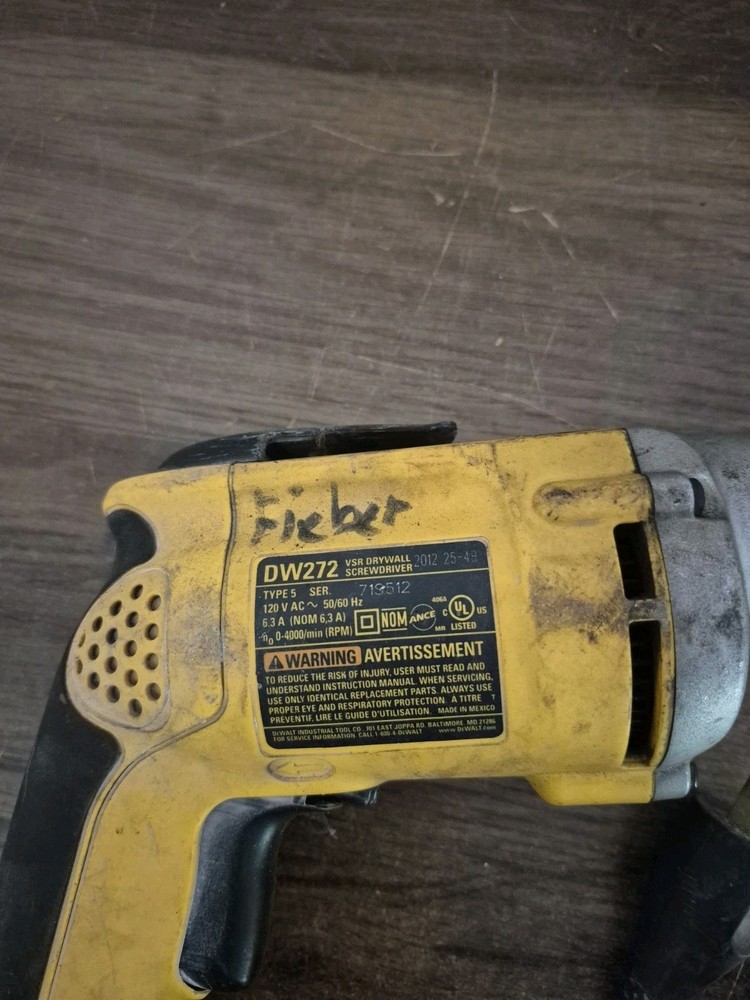 DEWALT DW272 VSR Drywall Screwdriver
