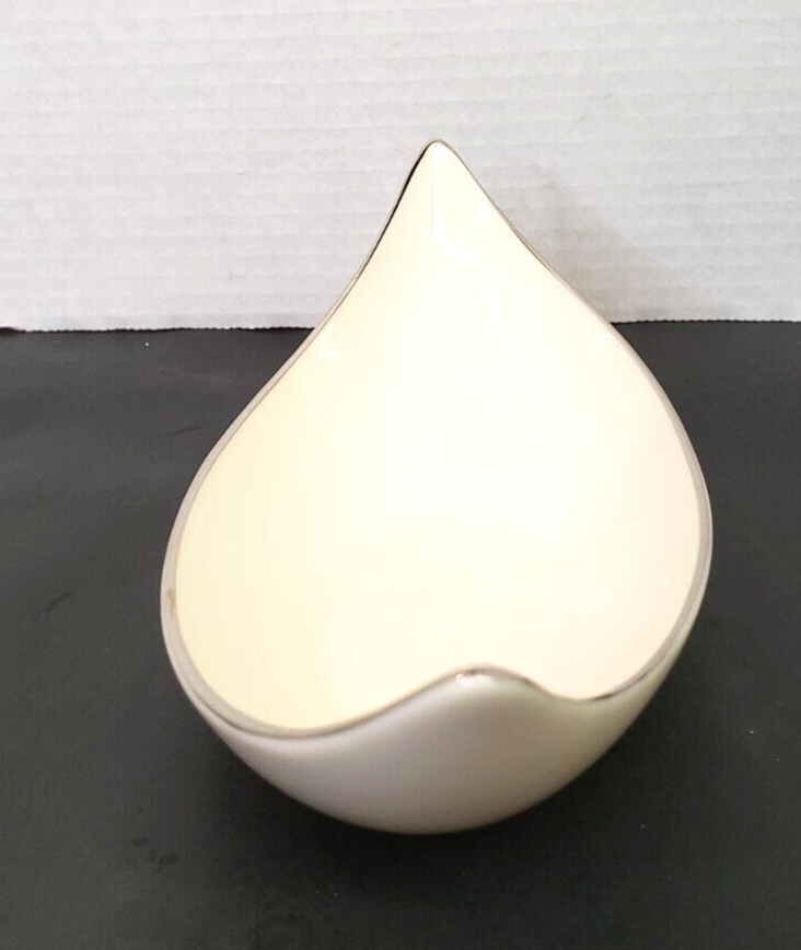 Montclair by Lenox Nut/Candy Dish 9" Long
