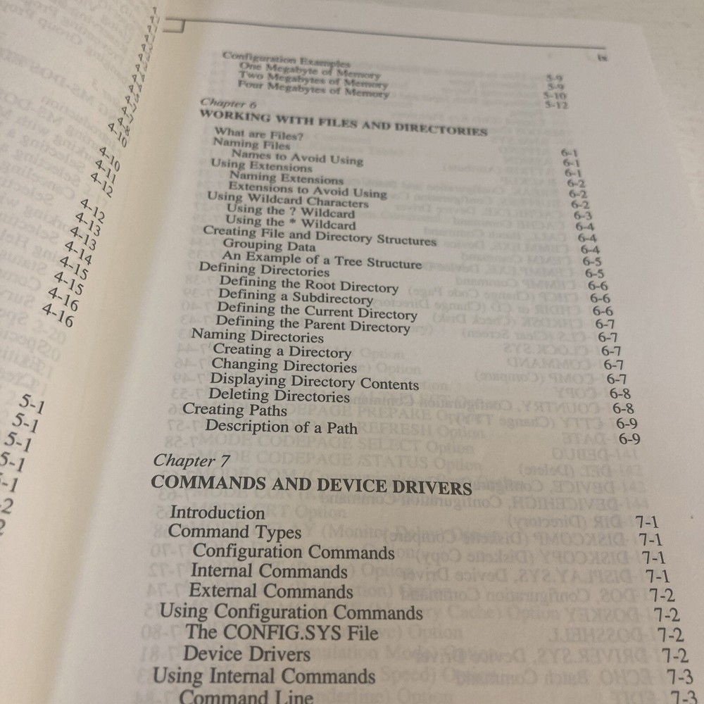 MS-Dos Version 5 Paperback Textbook Refrence Guide 1992 Compaq Industry