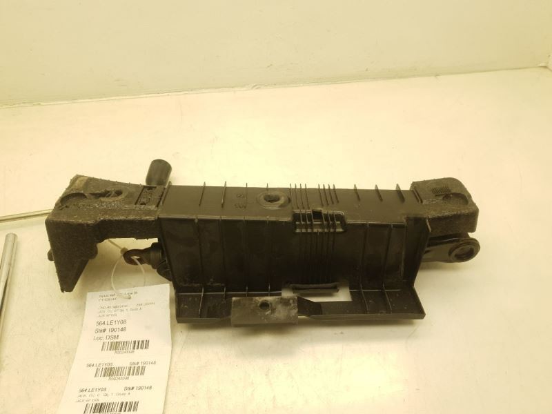 2008 LEXUS LS600HL JACK AND TOOL KIT
