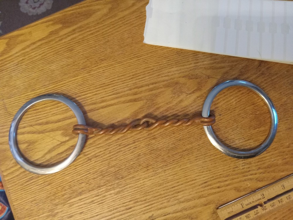 loose ring snaffle bit copper twisted wire 4 3/4 in
