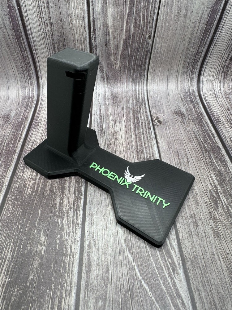 Phoenix Trinity 2011 Pistol Display Stand And Safe Organizer