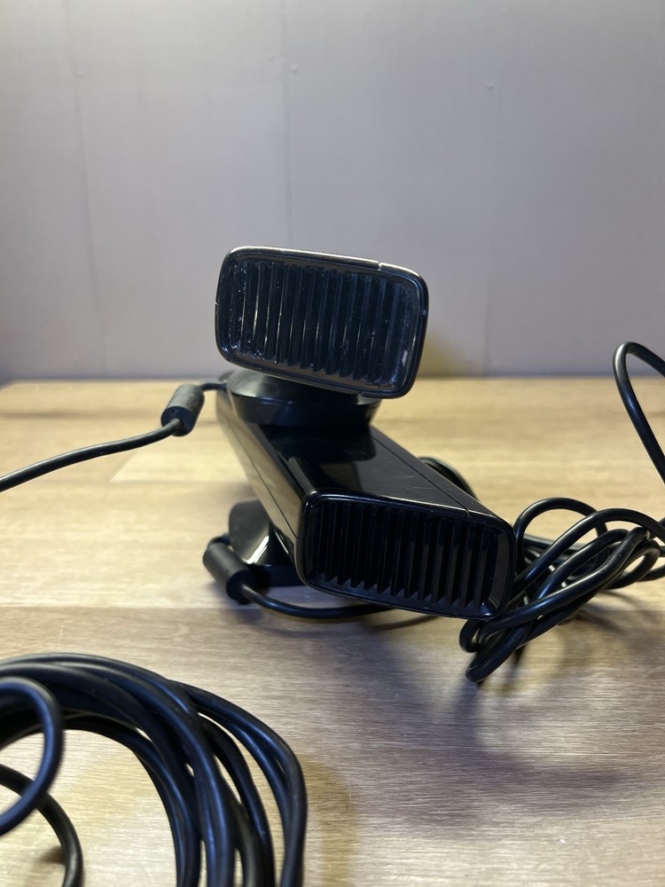 Xbox 360 Kinect Sensor 2pc Untested