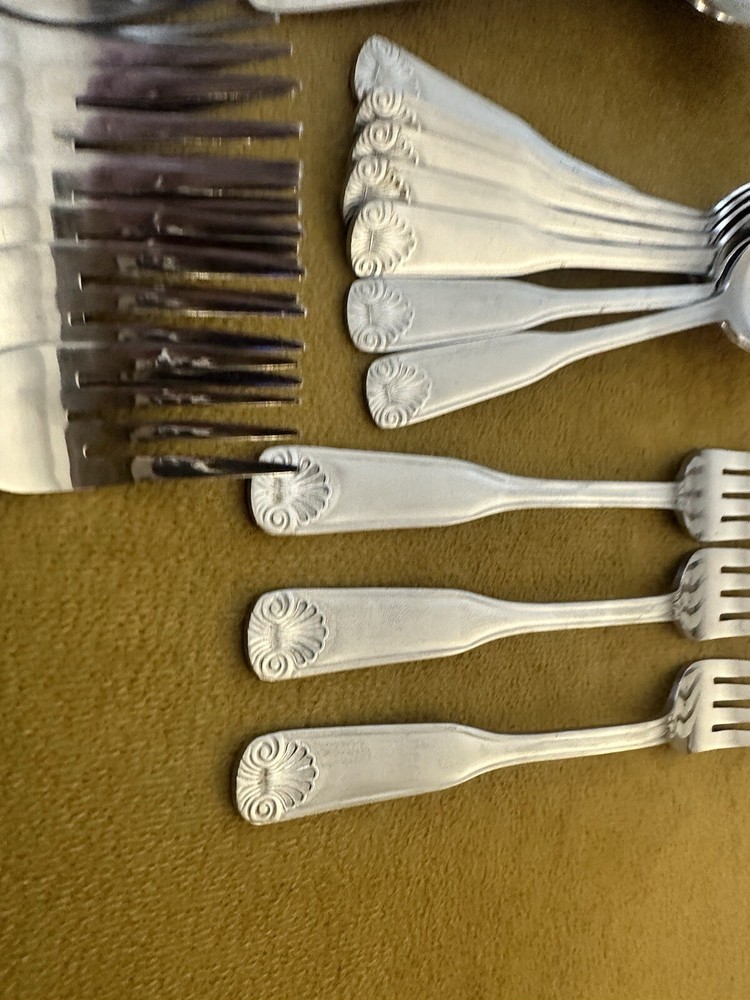 Washington Forge WF Rainier Stainless Flatware - 38 pcs.
