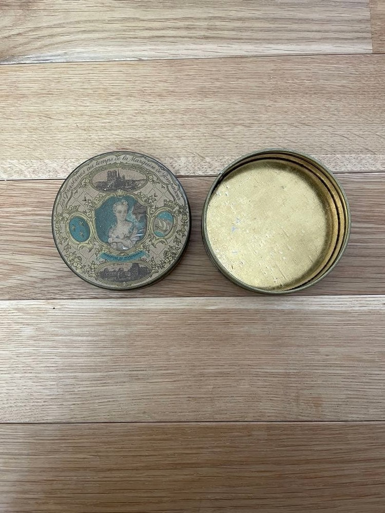 vintage tin cans