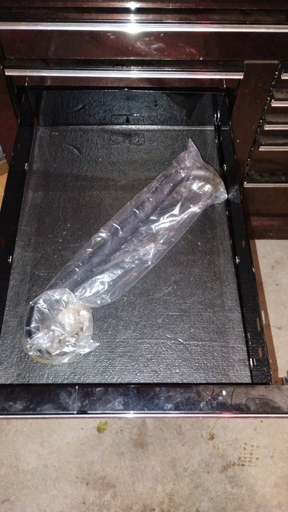 Snap-on Tool Box Model# KRA2422WEH (Configuration : Standard,Paint Code 9895)