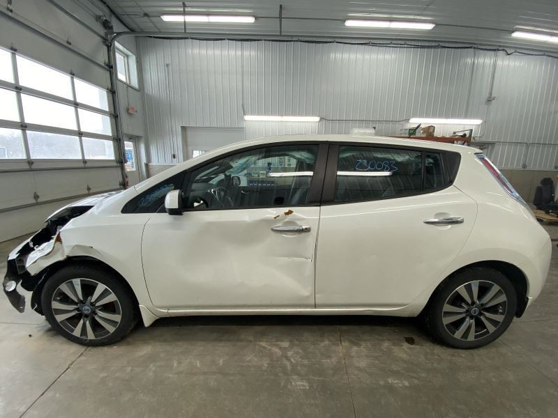 Camera/Projector Surround View Camera Front Fits 13-17 LEAF 851417