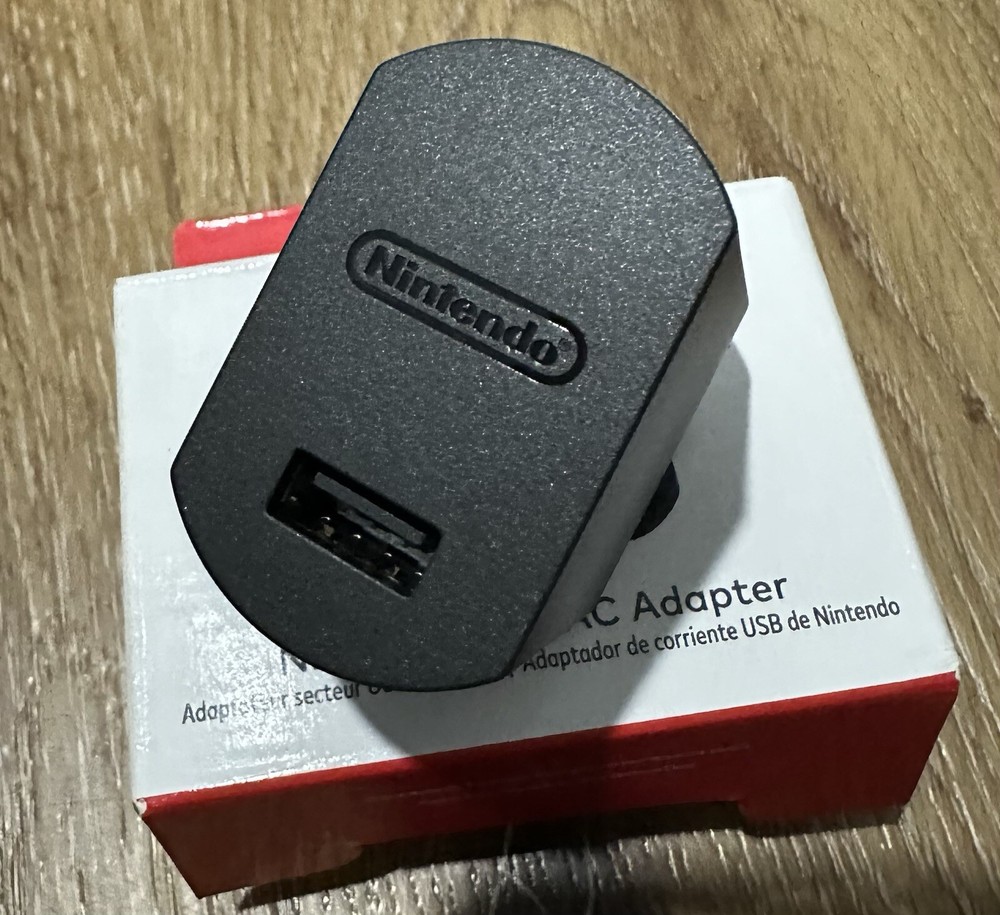 Nintendo USB AC Adapter