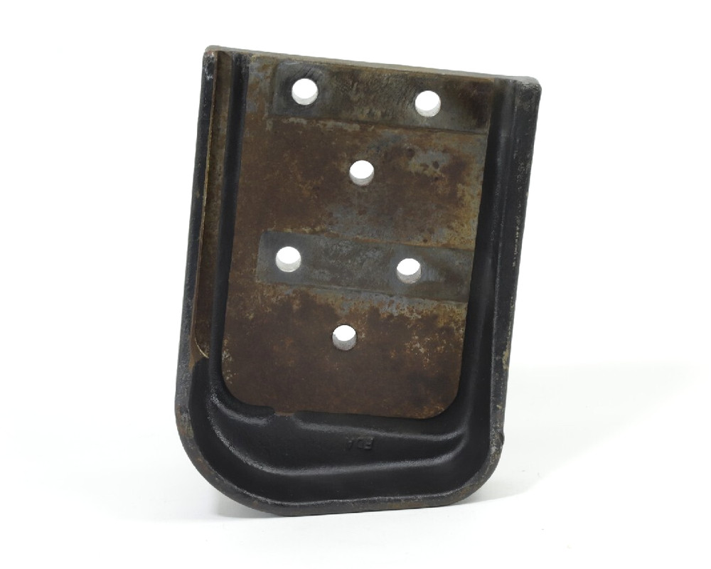 Autocar Engine Flywheel Housing Support Bracket | A1200151-001