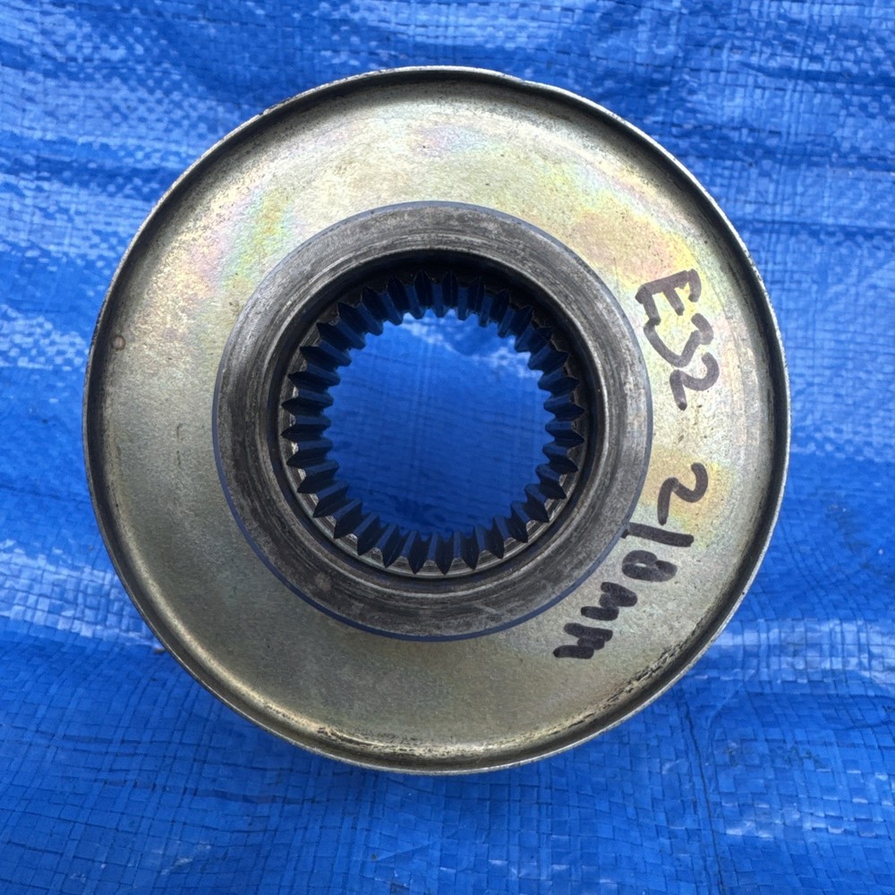 BMW E32 E34 input front flange 6x86 210 large case LSD open diff shaft cup