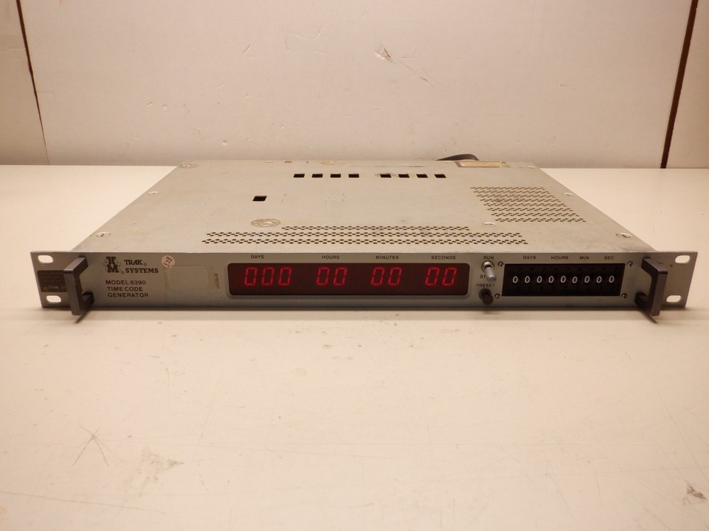 TRAK SYSTEMS MODEL 8390 TIME CODE GENERATOR