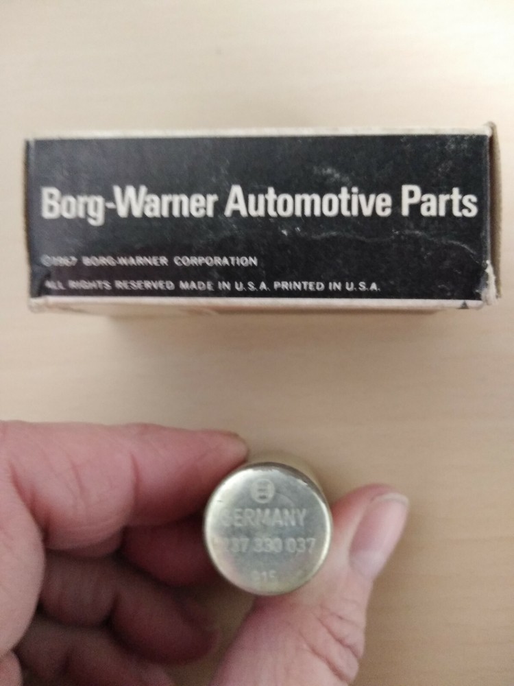 NOS Borg Warner # AG 5 Condenser (00)